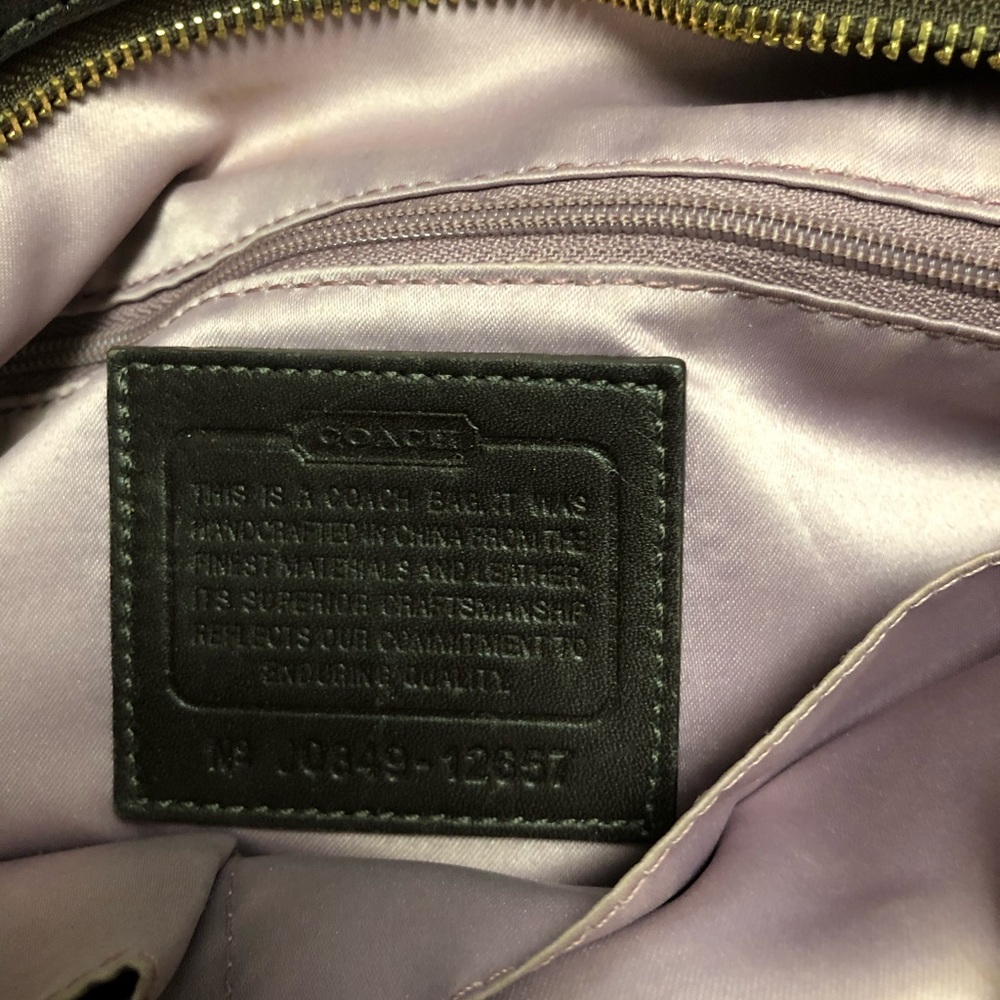 Coach shoulder bag - Picture 2 of 2